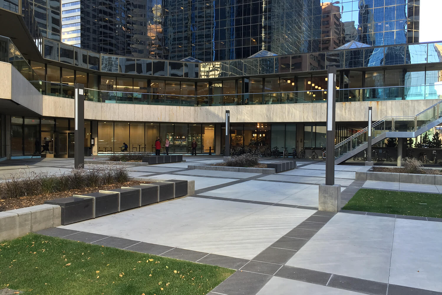 Fifth Avenue Place