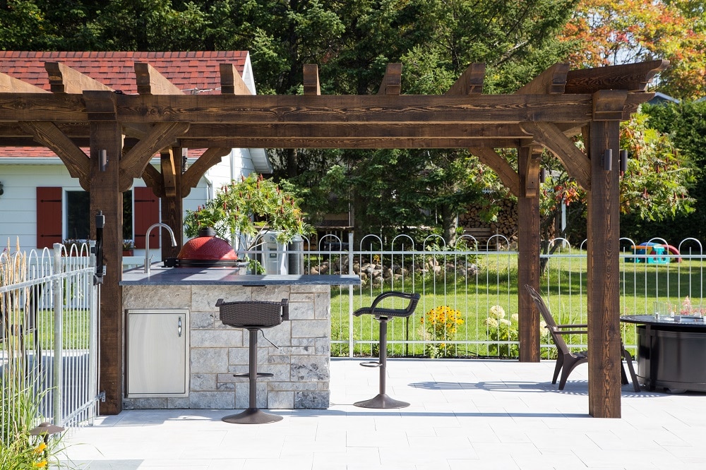 Soapstone’s Outside Bar