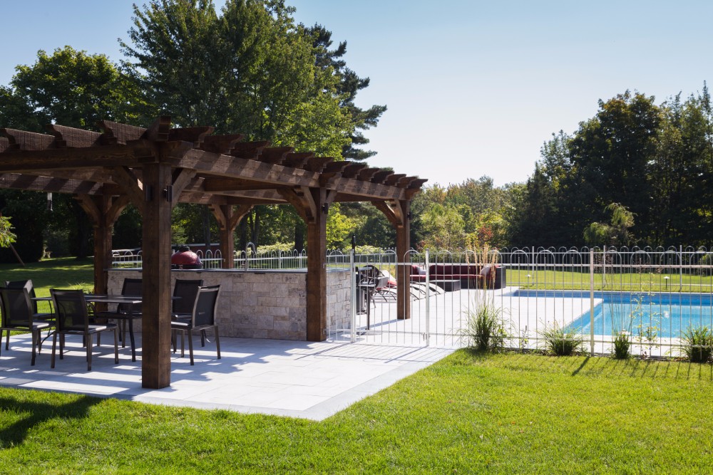 Soapstone’s Outside Bar