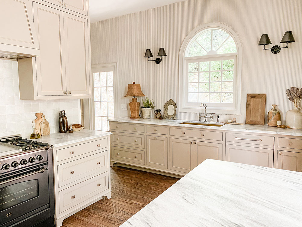 Ledge Mountain Kitchen