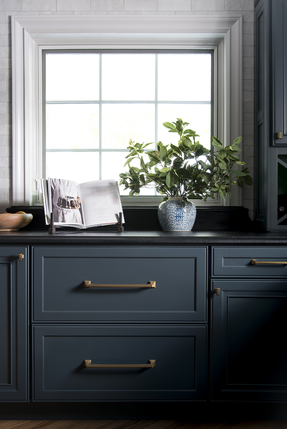 Swanky Southwest Spastone Kitchen