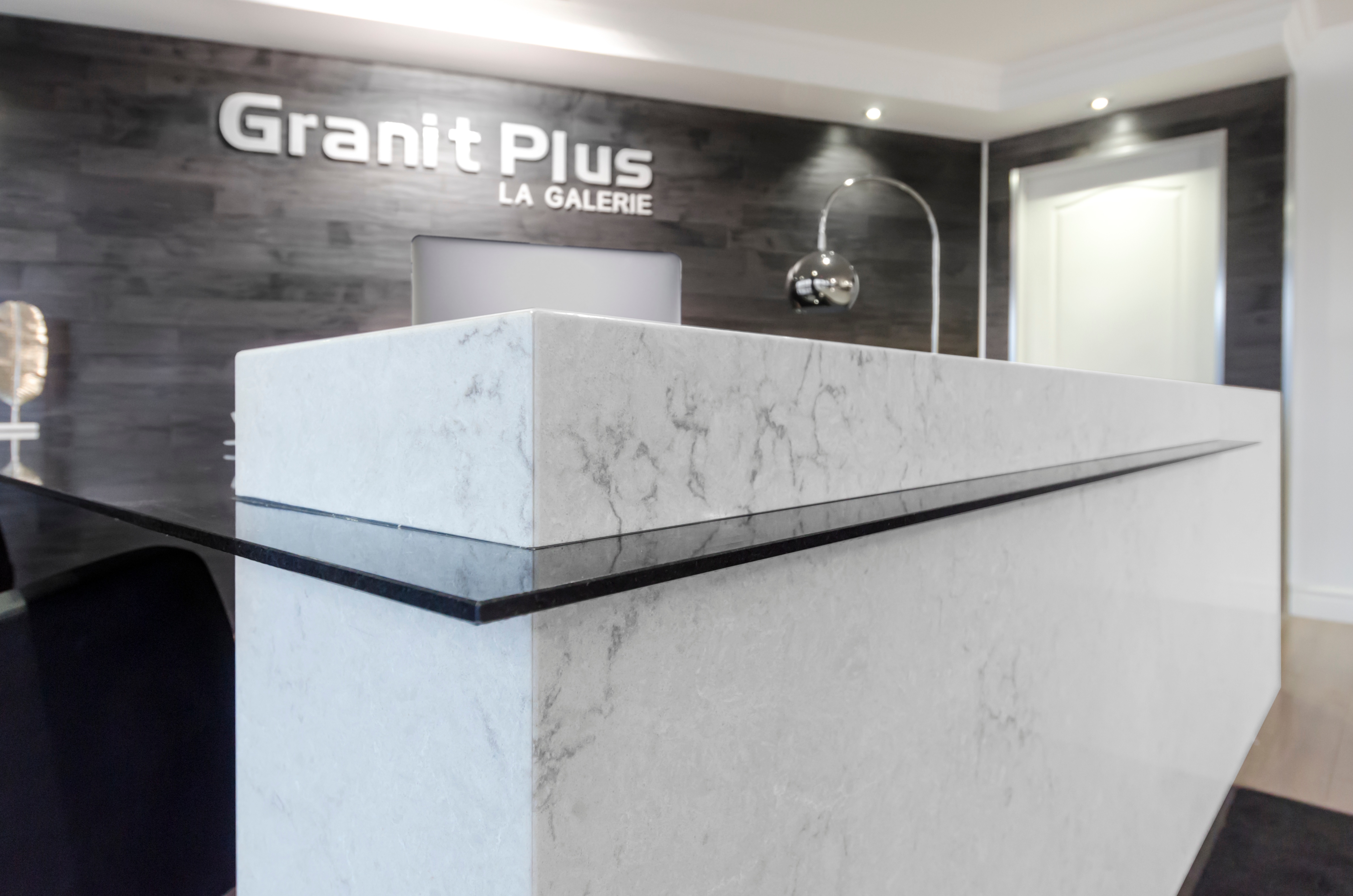 Granite_Plus_1cm_granite_desk.jpg