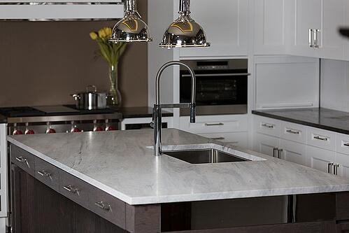 traditional-kitchen-design-with-marble-and-granite