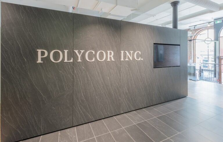 Siège social Polycor Inc.