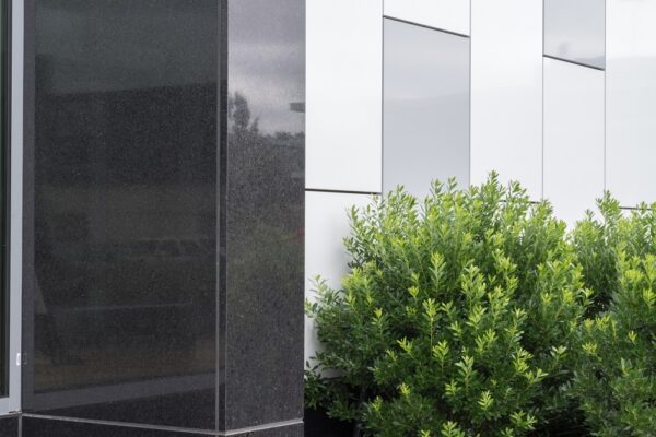 Neiman Marcus Facade - Polycor Inc.