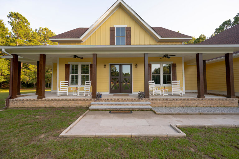 Retired Veteran Creates Picture-Perfect Farmhouse With American Stone