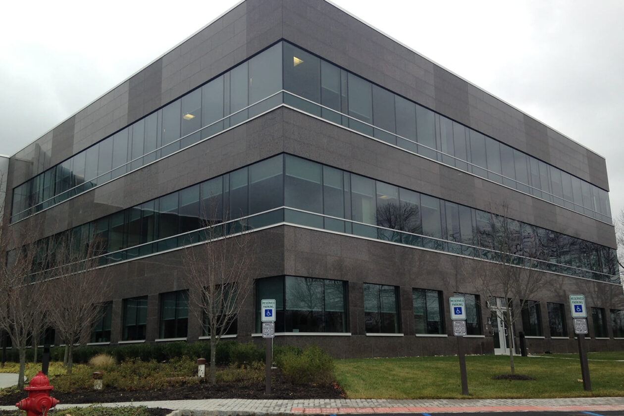 Polycor L 300 Carnegie, Princeton - Polycor Inc.