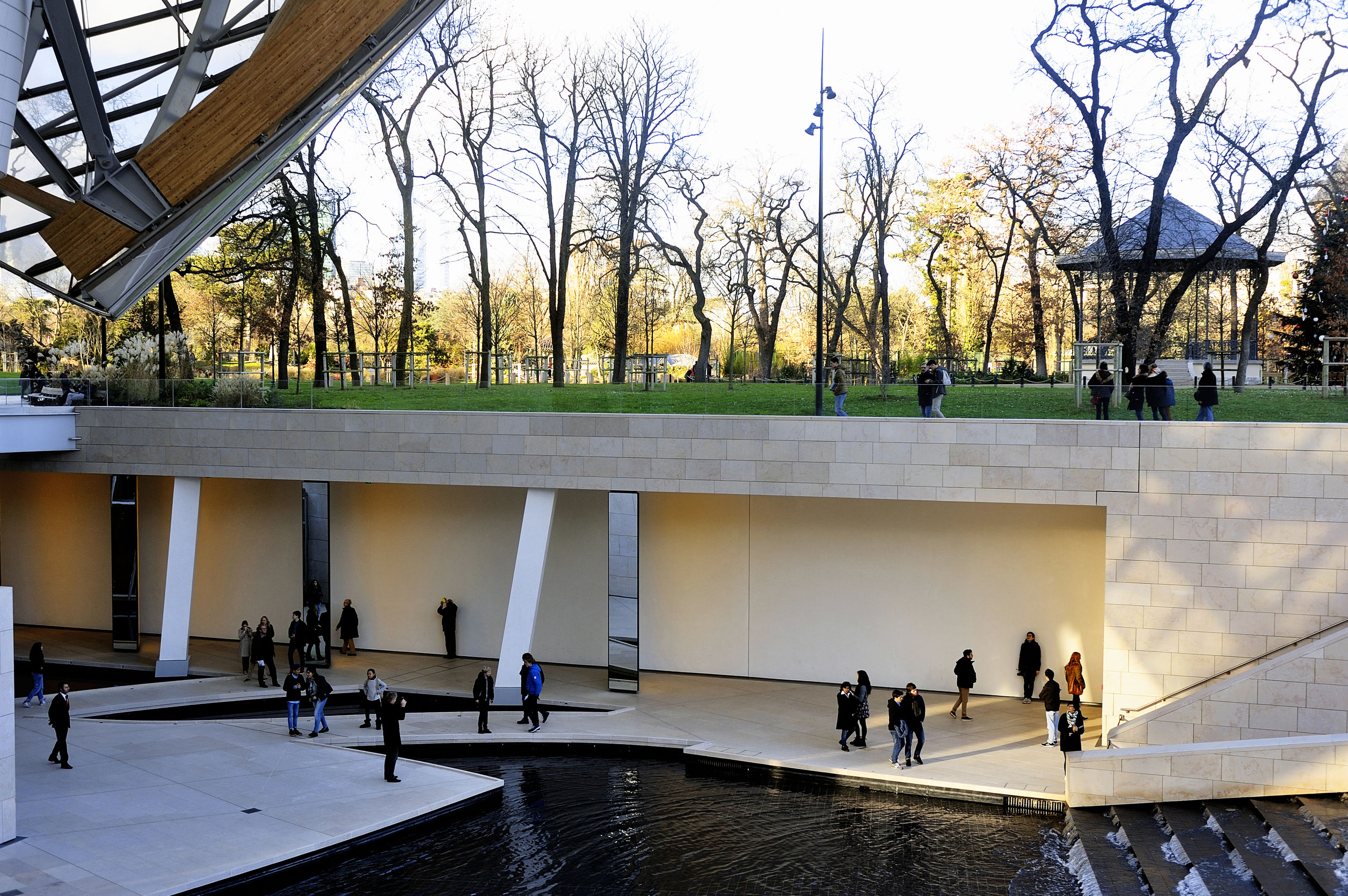 French Limestone & Sustainability Set the Stage for Louis Vuitton  Foundation - Polycor Inc.