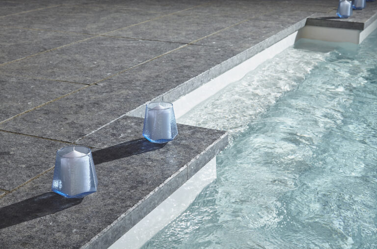 Couronnements de piscine