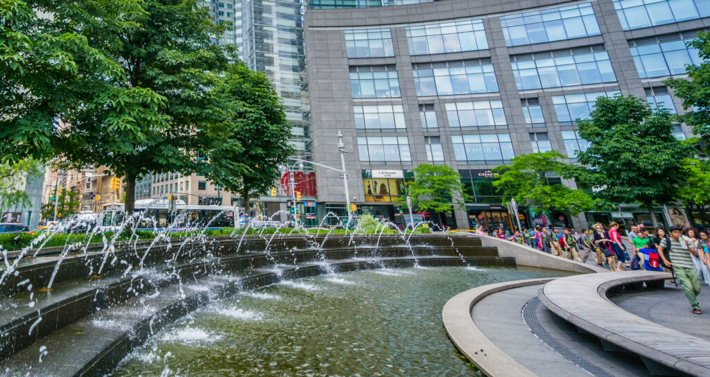 Granite Curbing Polycor Inc.