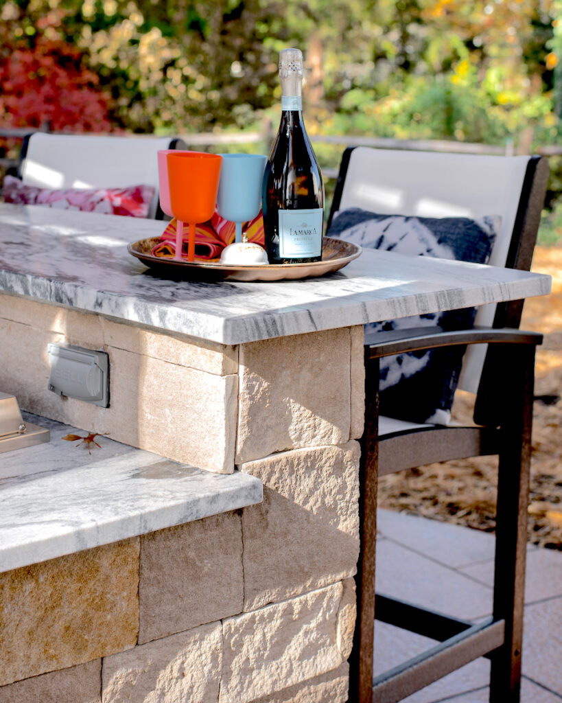 Outdoor Kitchen Countertops - Polycor Inc.