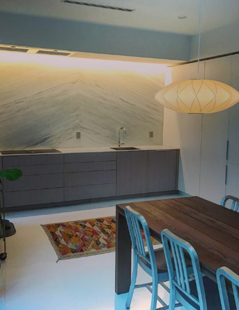 SPACES – 1cm Thin Stone Slabs + Mediterranean Minimal Kitchen