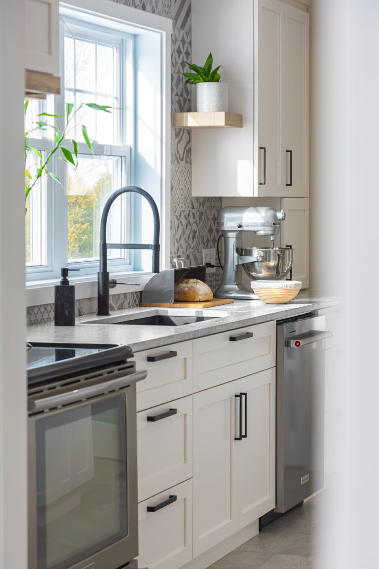 Bright Saint Clair Linear Kitchen