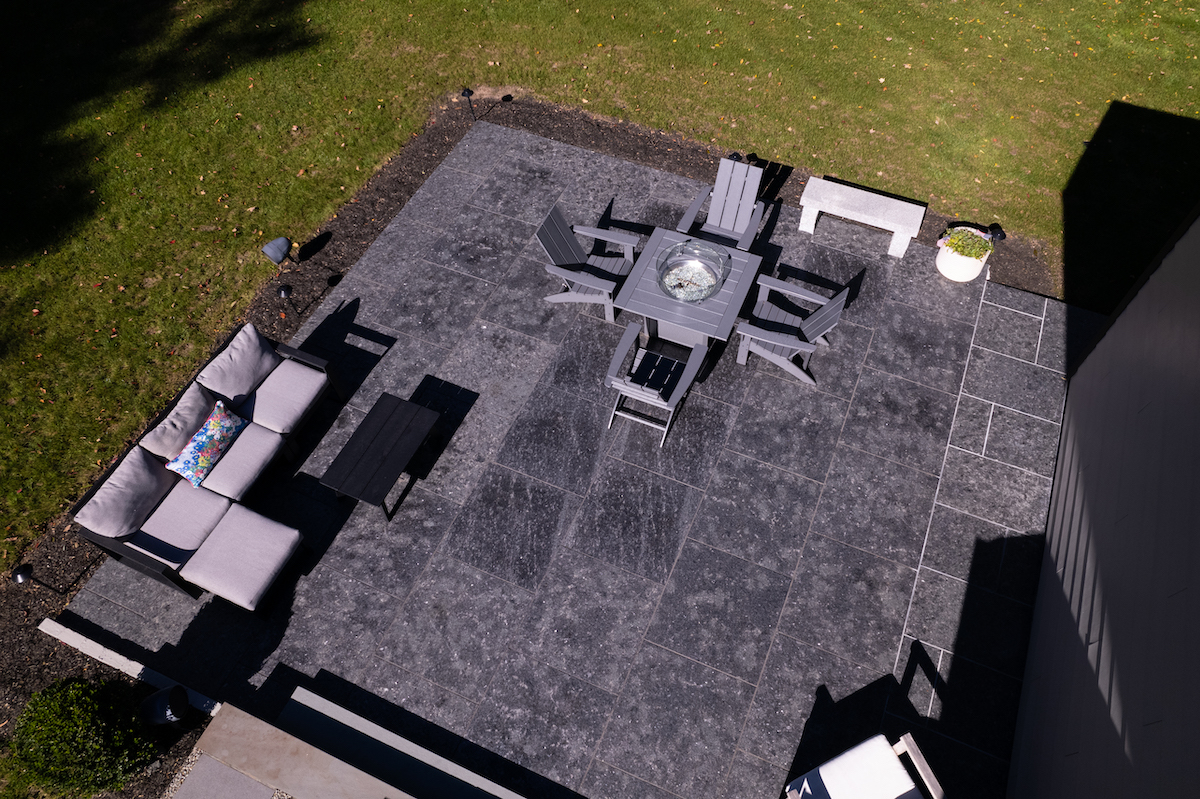 Polycor-black-pavers