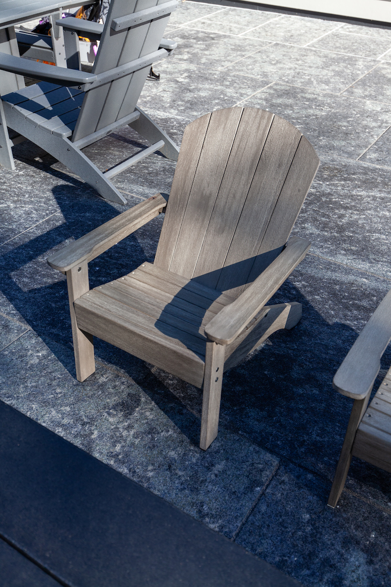 Polycor-black-pavers